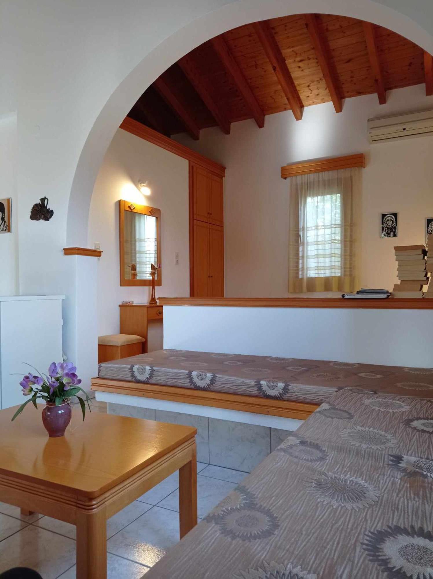 Ioanna Limnionas Samos Apartment