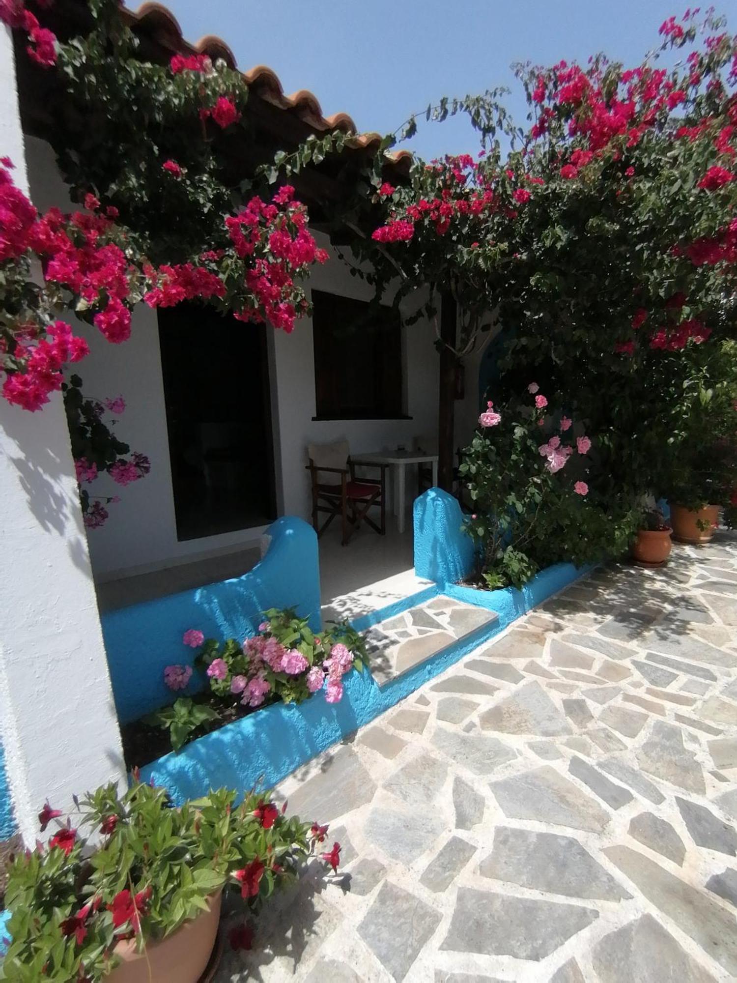 Ioanna Limnionas Samos * Marathokampos
